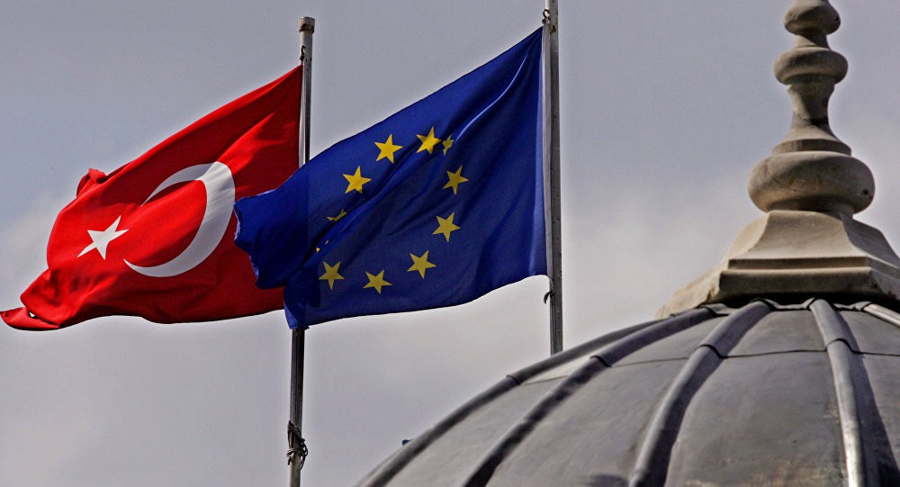تركيا والاتحاد الاوروبي : جدلية الإنضمام