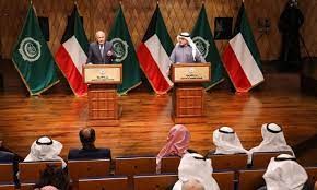 مؤتمر صحفي بعد الاجتماع الوزاري للجامعة العربية في الكويت