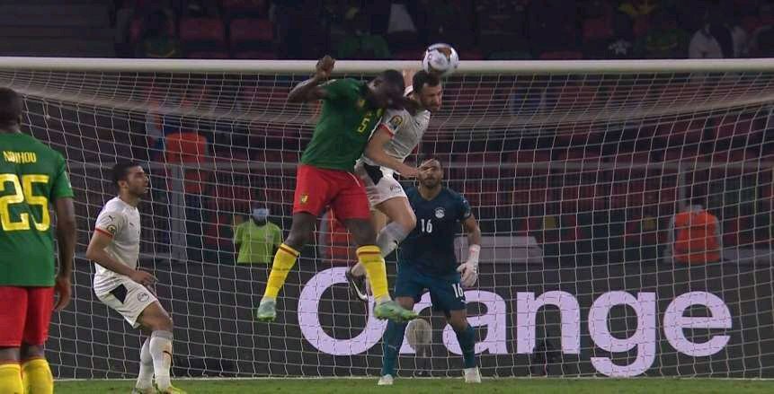 الضغط الكاميروتي على مرمى الفراعنة في مباراة مصر والكاميرون  كأس الأمم الأفريقية