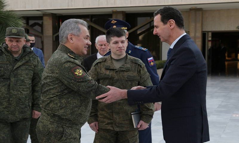 بشار الأسد يستقبل وزير الدفاع الروسي سيرغي شويغو