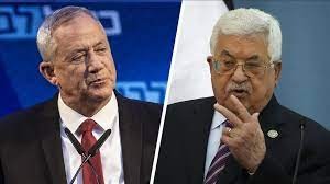 الرئيس الفلسطيني محمود عباس ورئيس وزراء دولة الاحتلال بيني غانتس