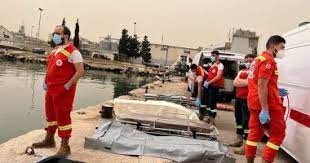انتشال الجثث من المركب الغارق في طرابس