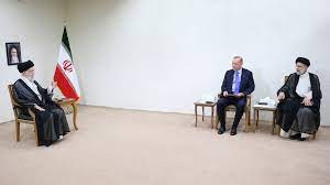 الرئيس رجب طيب اوردوغان مع  المرشد الأعلى الإيراني علي خامنئي
