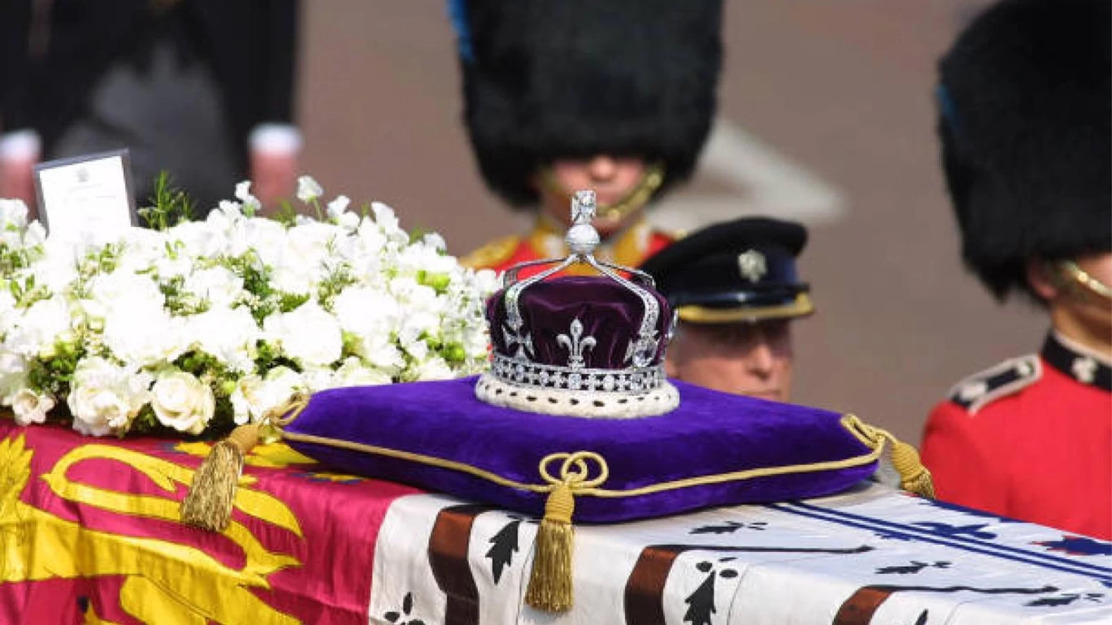 موكب جنازة الملكة اليزابيث الثانية(وكالات)