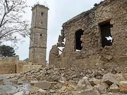 معلم تاريخي مدمر جراء الزلزال في سوريا