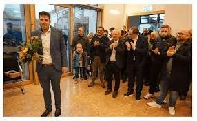 اللاجيء السوري ريان الشبل يفوز بانتخابات بلدية قرية ألمانية