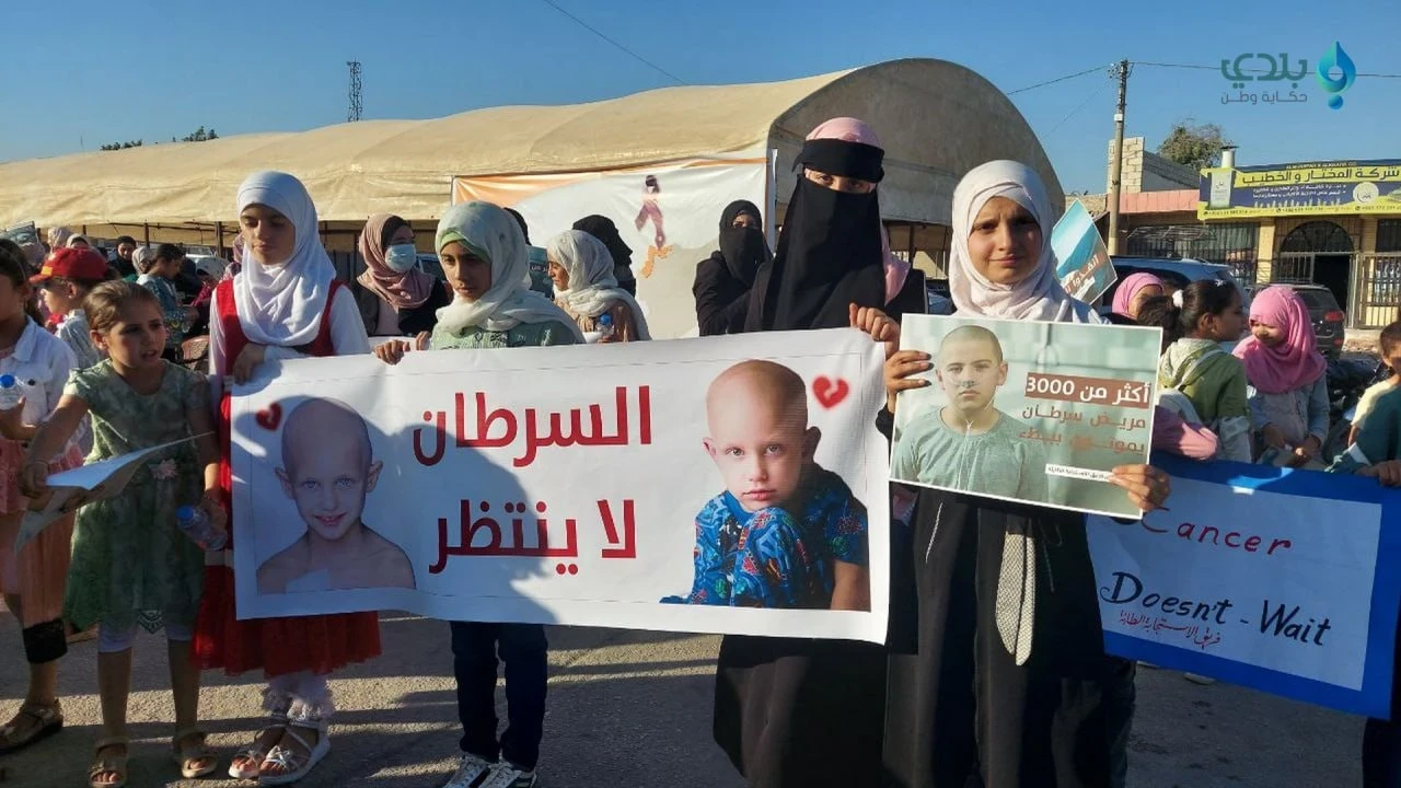 اعتصام للسوريين في معبر باب الهوى