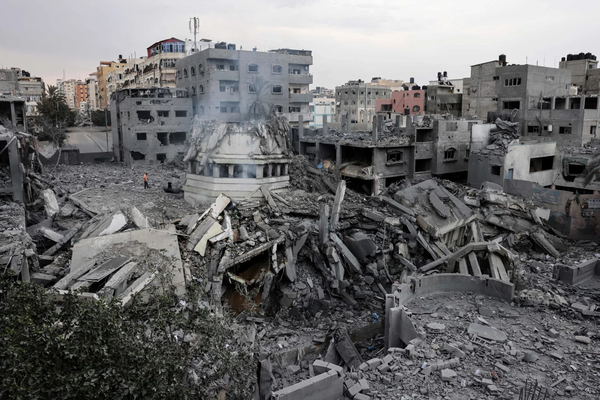 صور من القصف الاسرائيلي على قطاع غزة