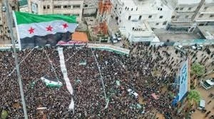 مظاهرات حاشدة في المدن السورية في ذكرى الثورة