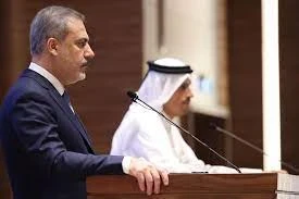 وزير خارجية تركيا هكان فيدان ووزير خارجية قطر محمد بن عبد الرحمن آل ثاني