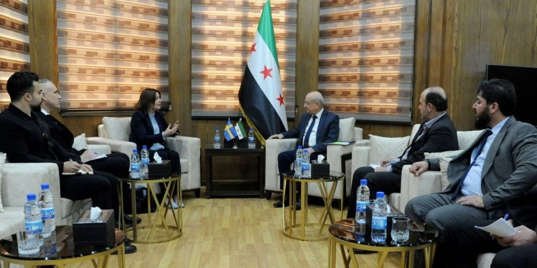 اجتماع وزير النقل السوري الدكتور يعرب بدر مع القائم بأعمال السفارة السويدية في دمشق جيسيكا سفاردستروم