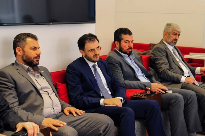 وزير التقانة والاتصالات عبد السلام هيكل في الاجتماع