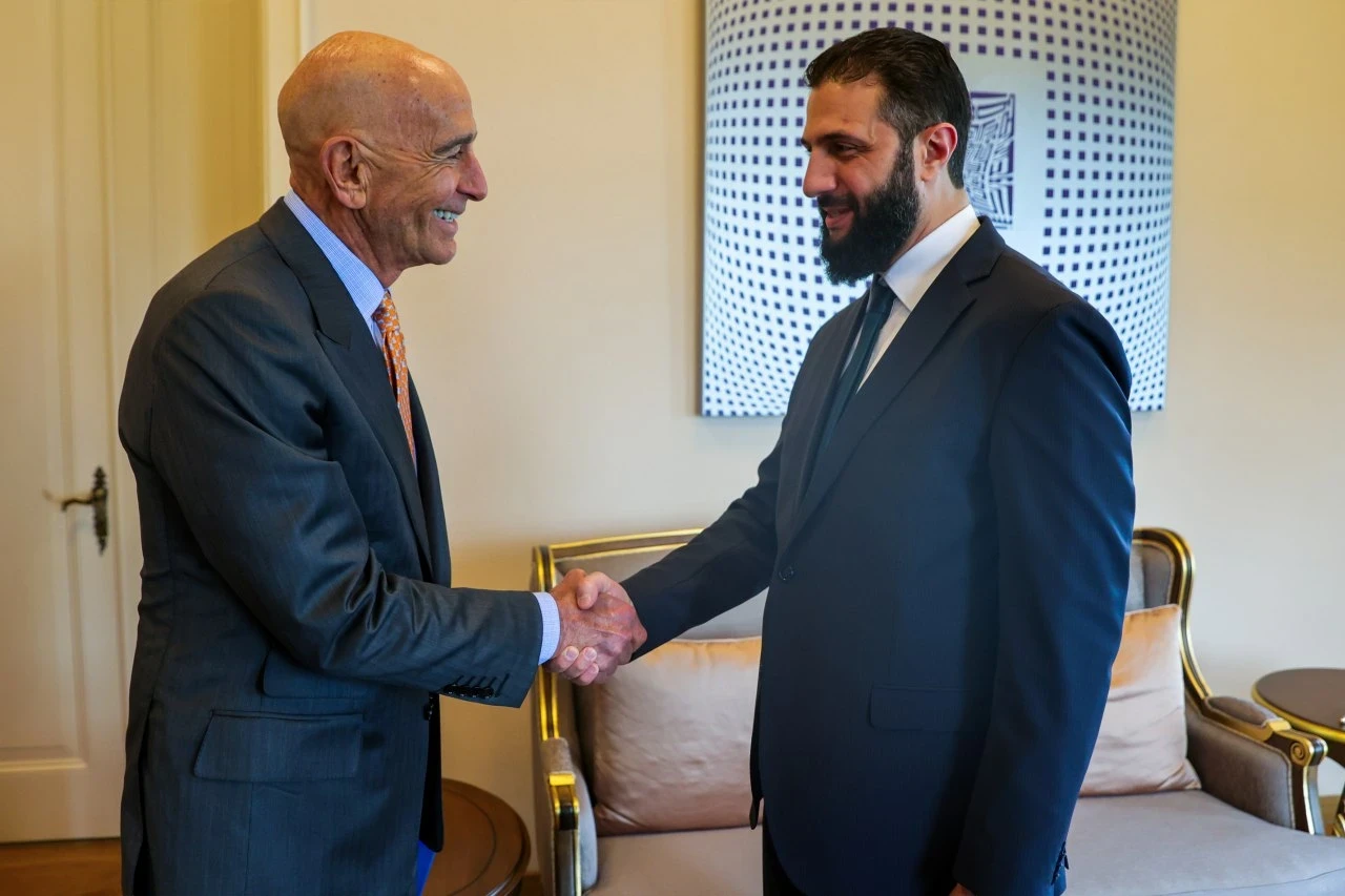 الرئيس الشرع مستقبلا السفير الاميركي في تركيا المكلف بالملف السوري