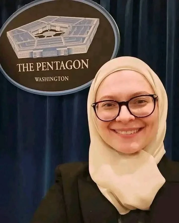 السيدة سالي شوبط