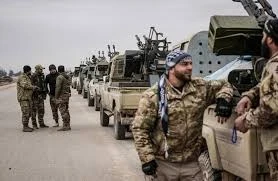 أرتال من قوات الجيش السوري تسيطر على المناطق المحررة في شرق الفرات