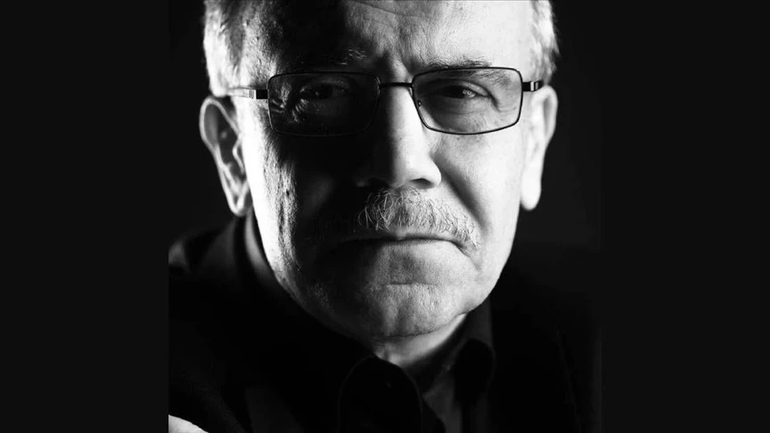 رحيل  الفنان اللبناني أحمد قعبور (الأناضول)