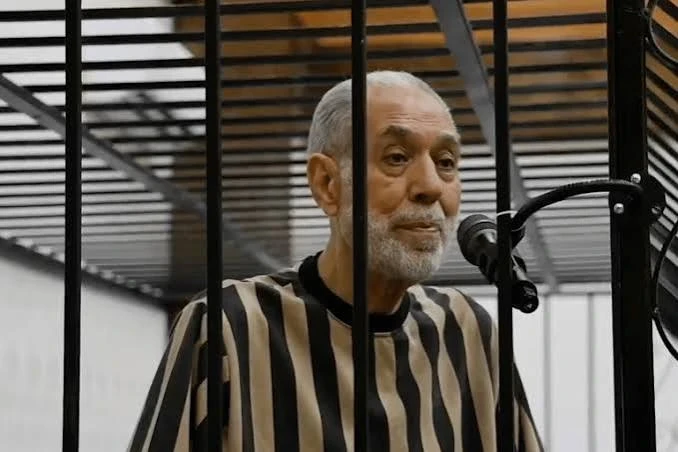 مفتي النظام المخلوع أحمد حسون في قفص الاتهام