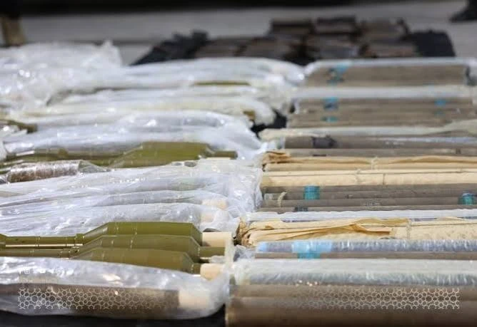 شحنة الأسلحة التي تم ضبطها