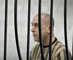 عاطف نجيب في قفص الاتهام