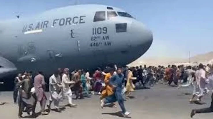 إجلاء الأمريكيين من أفغانستان