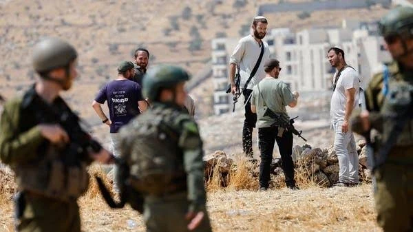 هجوم للمستوطيين لدولة الاجتلال على وفد أوربي