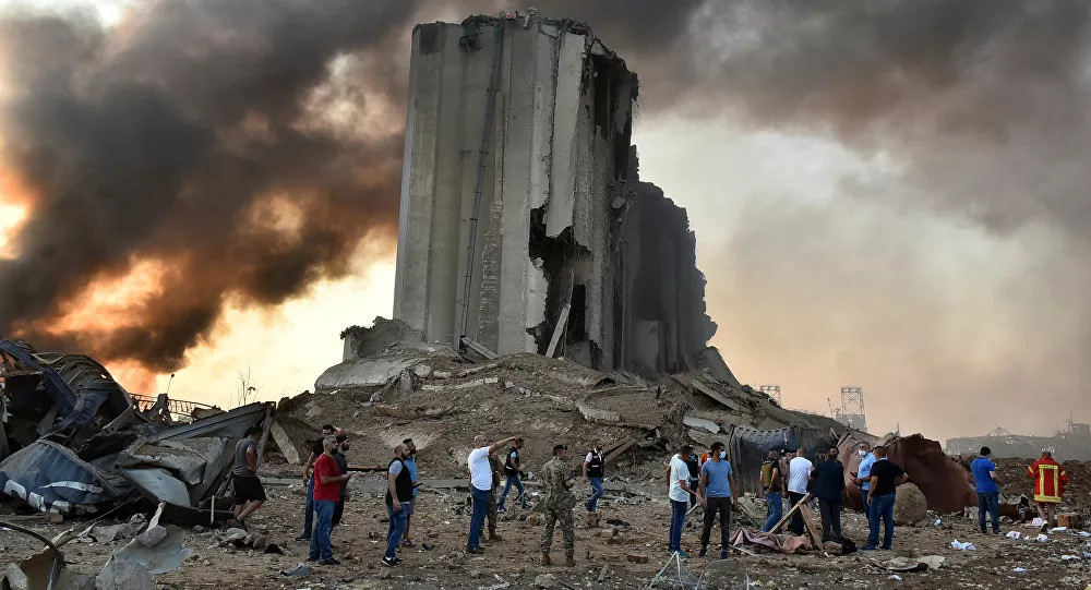 عام على انفجار مرفأ بيروت : حقائق غائبة وتحقيق معطل
