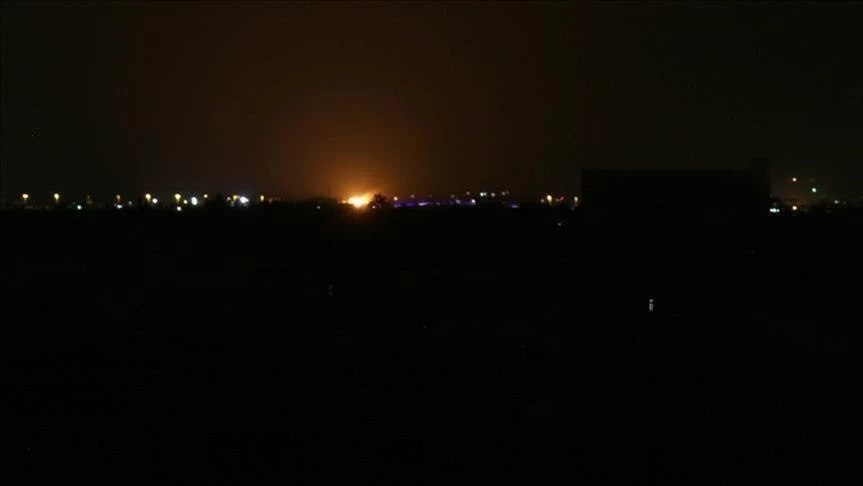 من القصف الإسرائيلي على مطار حلب