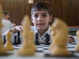 الطفل السوري المعجزة حسين بيسو